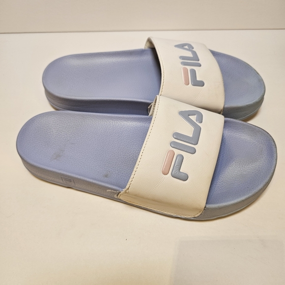 Fila baby blue and white slides size 8M US - Picture 2 of 4